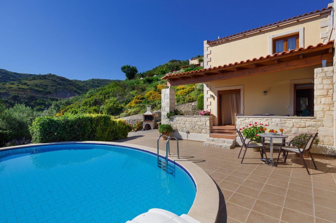 Harkia Villas