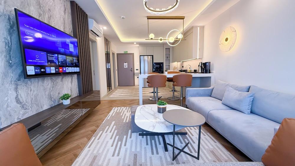 Hiper Suites Residance
