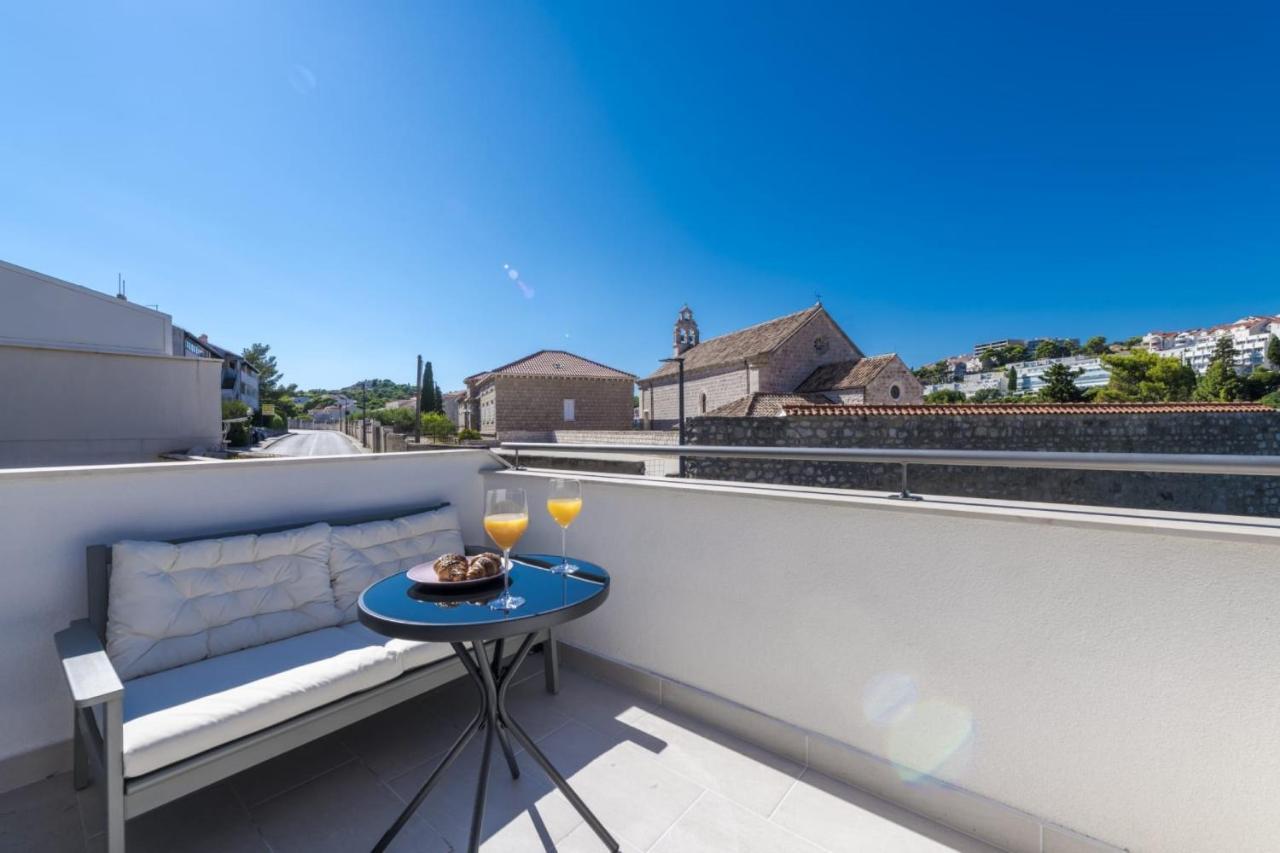 Apartment & Rooms Primi