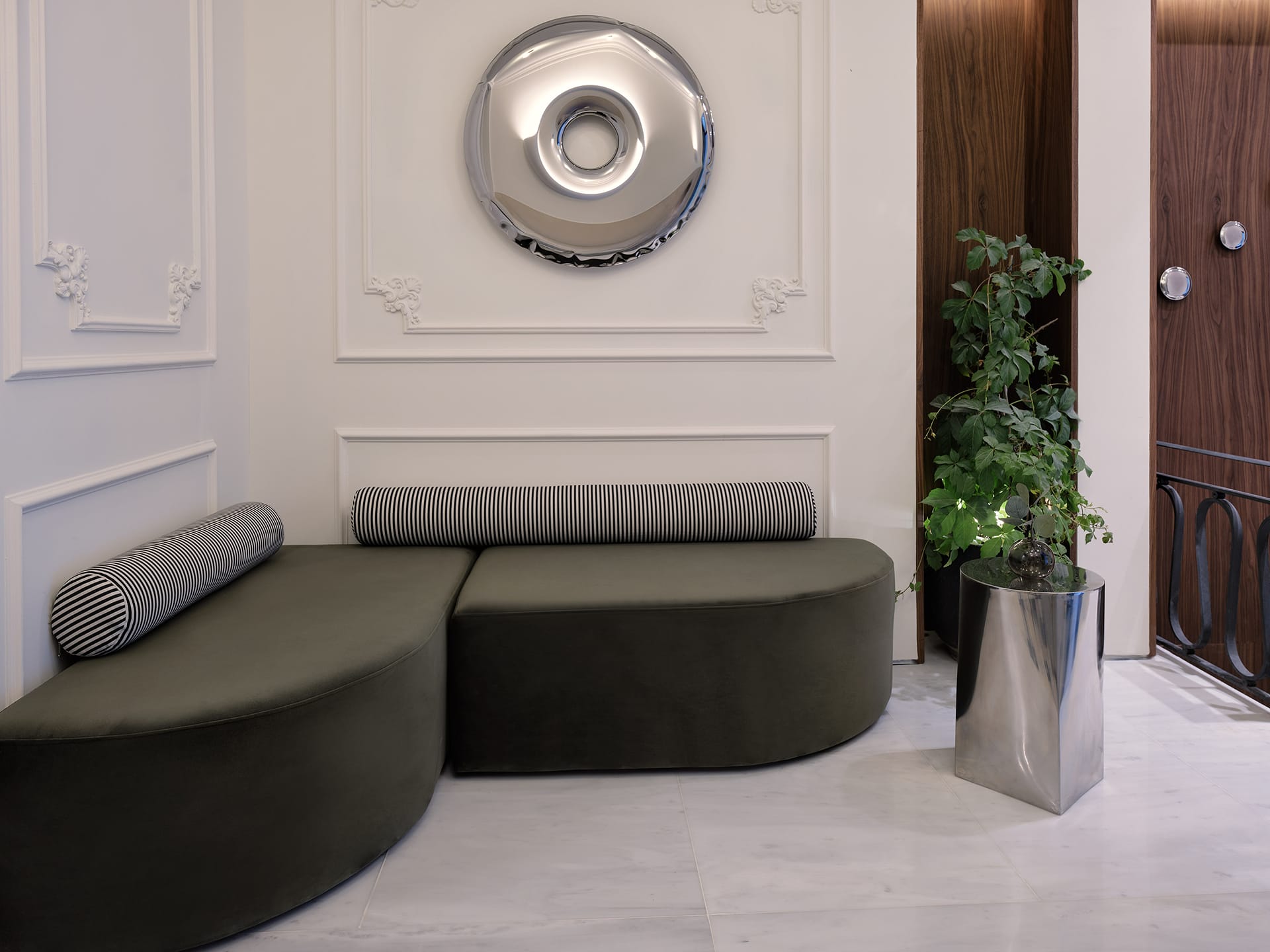 The Newel Kolonaki