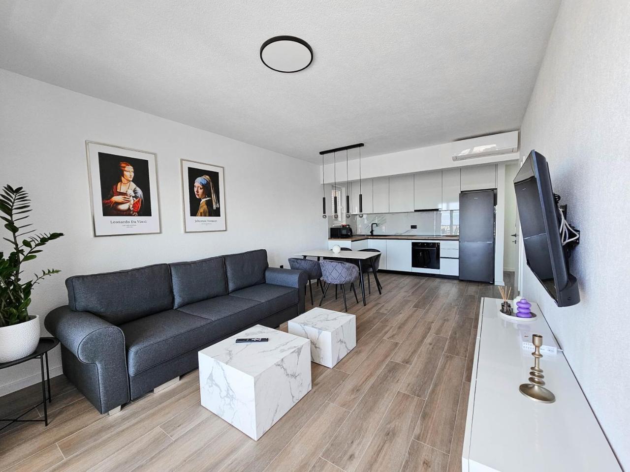 Apartments Avdic