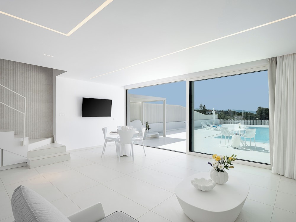 Lagon Life Spirit Design Villas