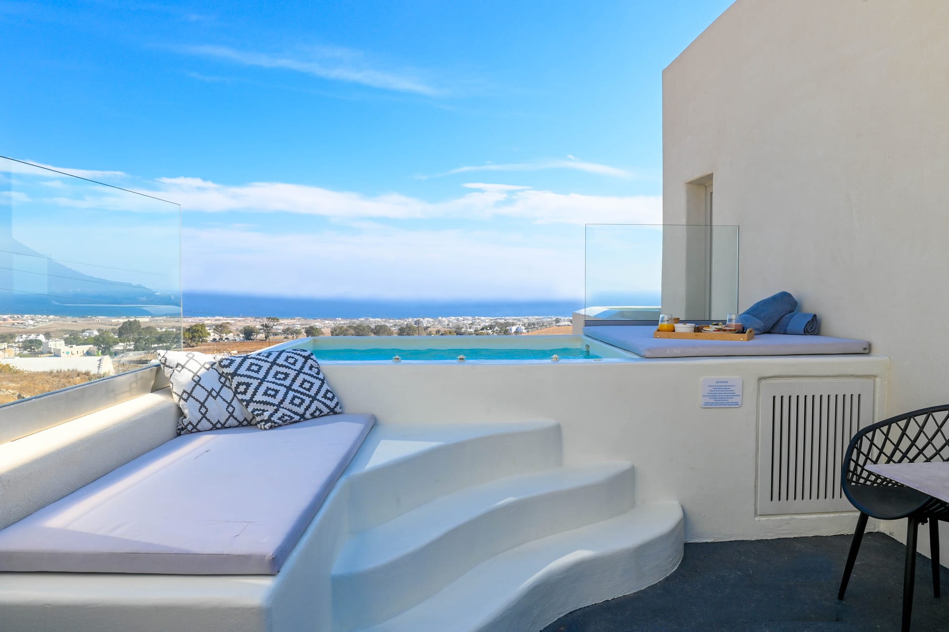 Maeva Santorini Suites