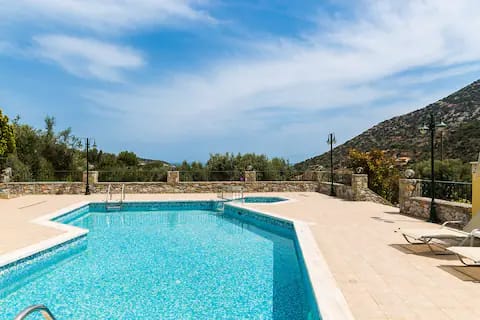 Villa Argyro