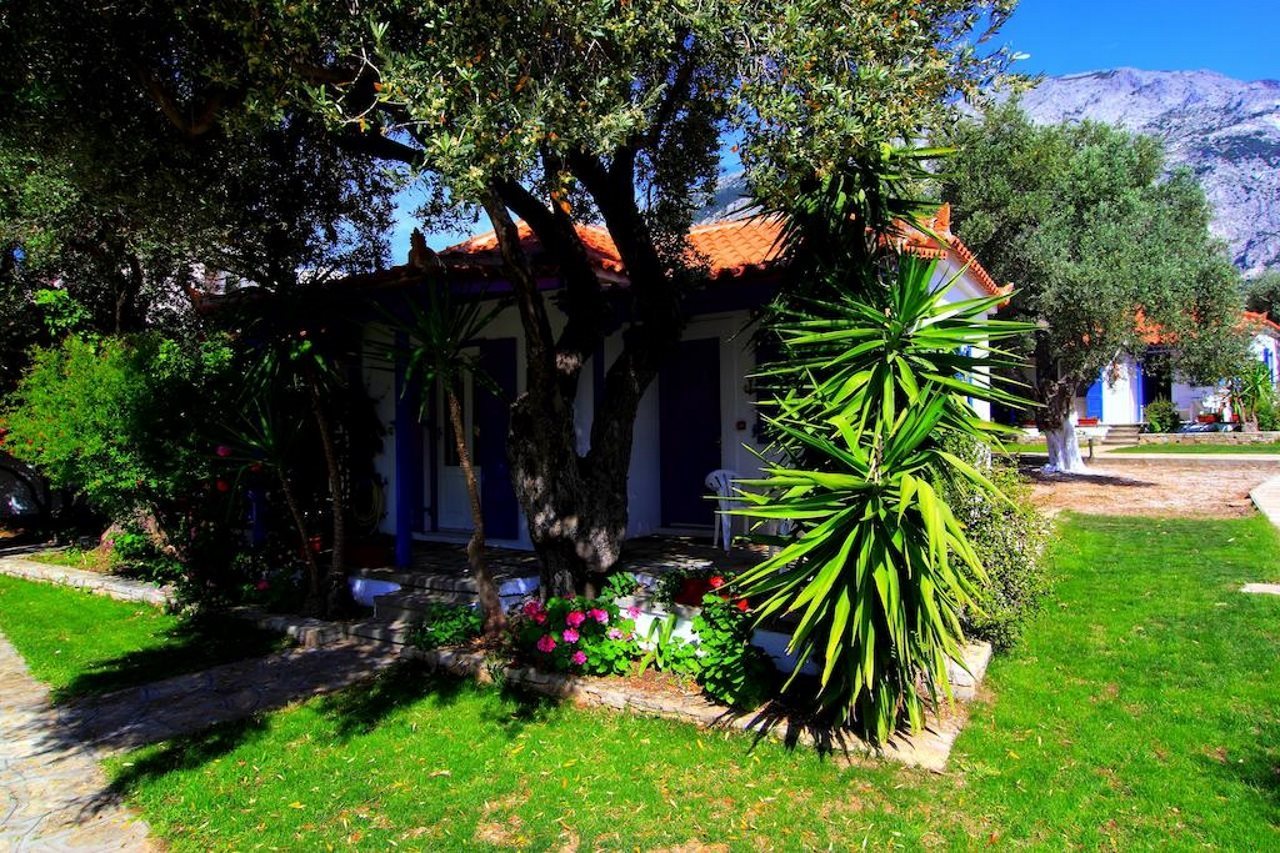 White Rock Apartments