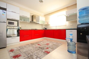 Eksioglu Paradise Town?