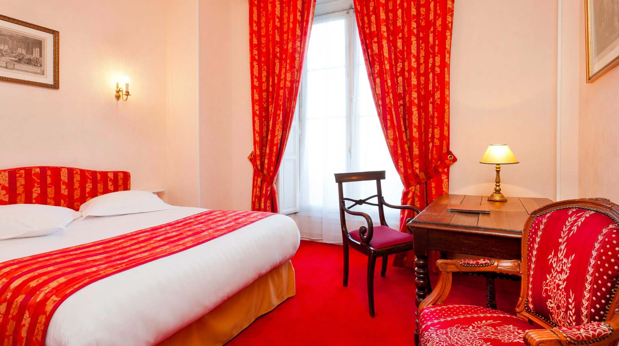 Hotel Du Quai Voltaire