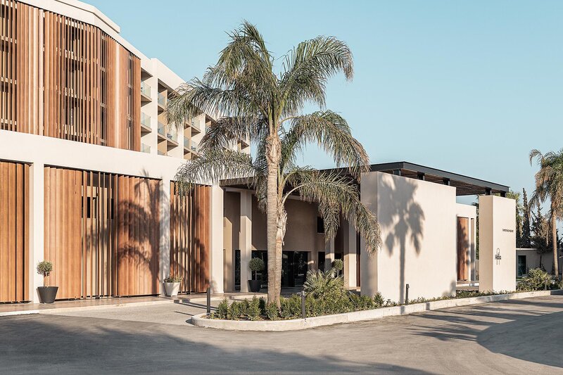 Amilia Mare Beach Resort