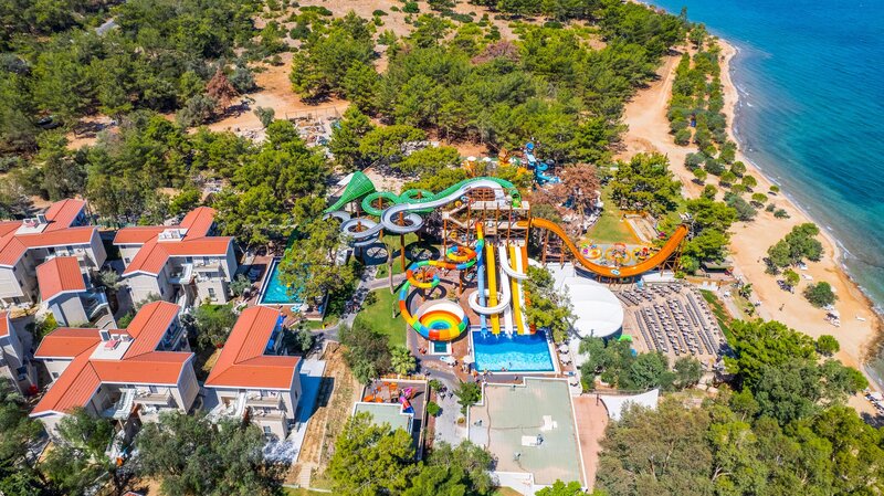 Long Beach Club Nature