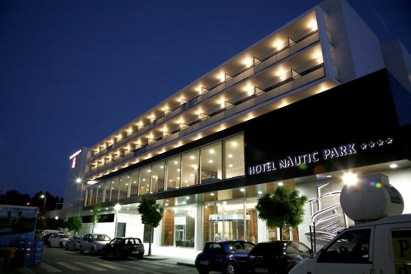 Rv Hotels Nautic Park