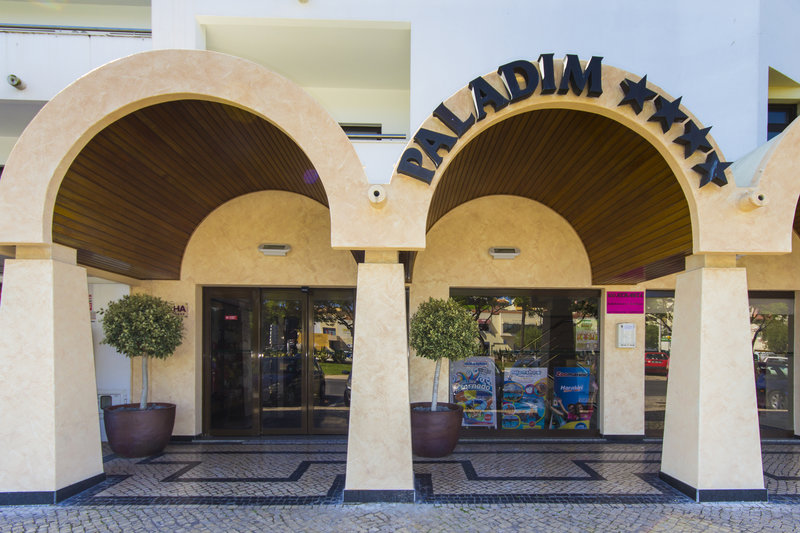 Paladim & Alagoa Mar Aparthotels