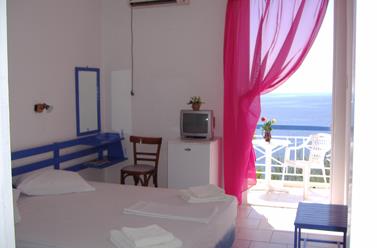 Kavos Bay Seafront Hotel