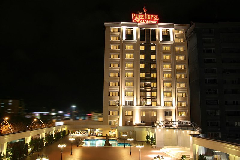 Buyukhanli Park Hotel & Residence