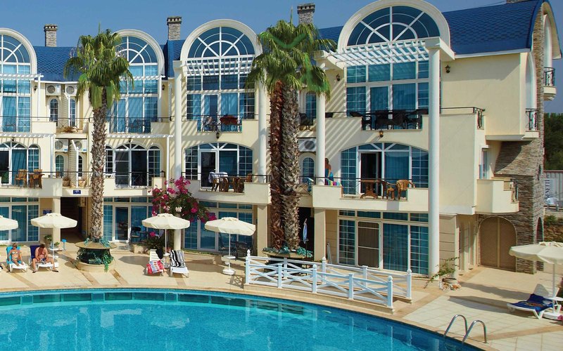 Seahorse Deluxe & Residences