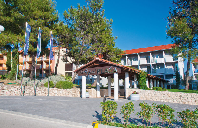 Plaa Family Hotel