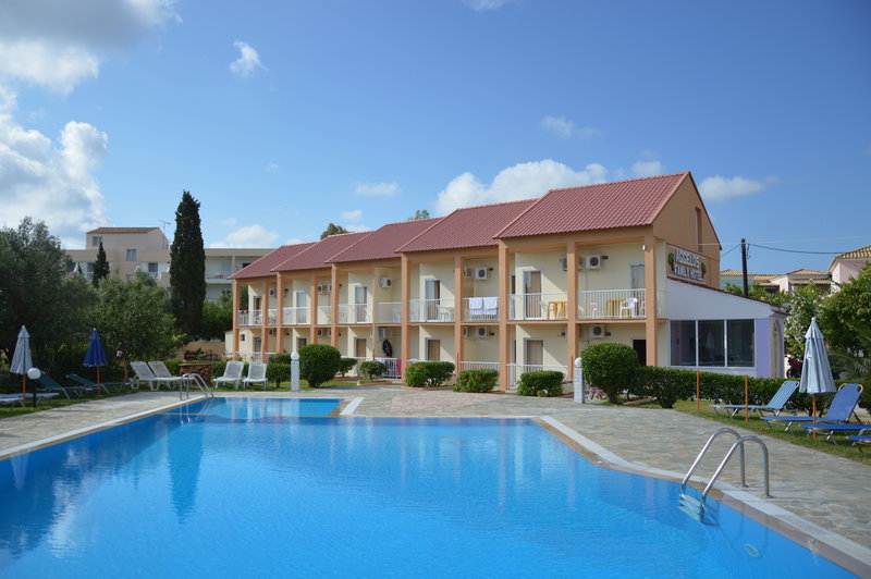 Aggelos Family Hotel