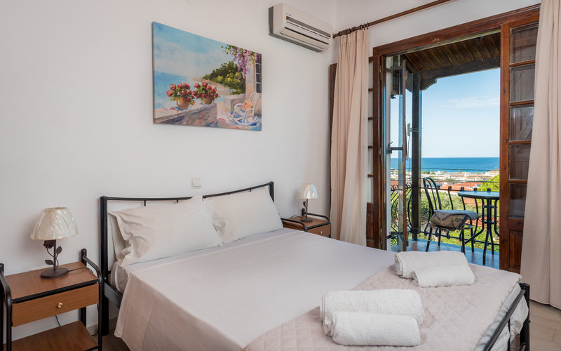 Yiannis Large Studio With Sea View