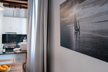 Habitat Apartments Mar Studios