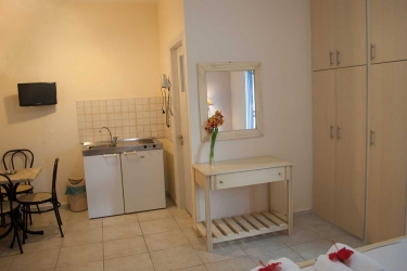 Anesis Village Studios & Apartments