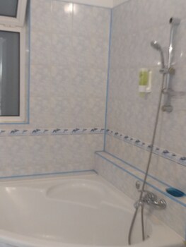 Black & White Apartments