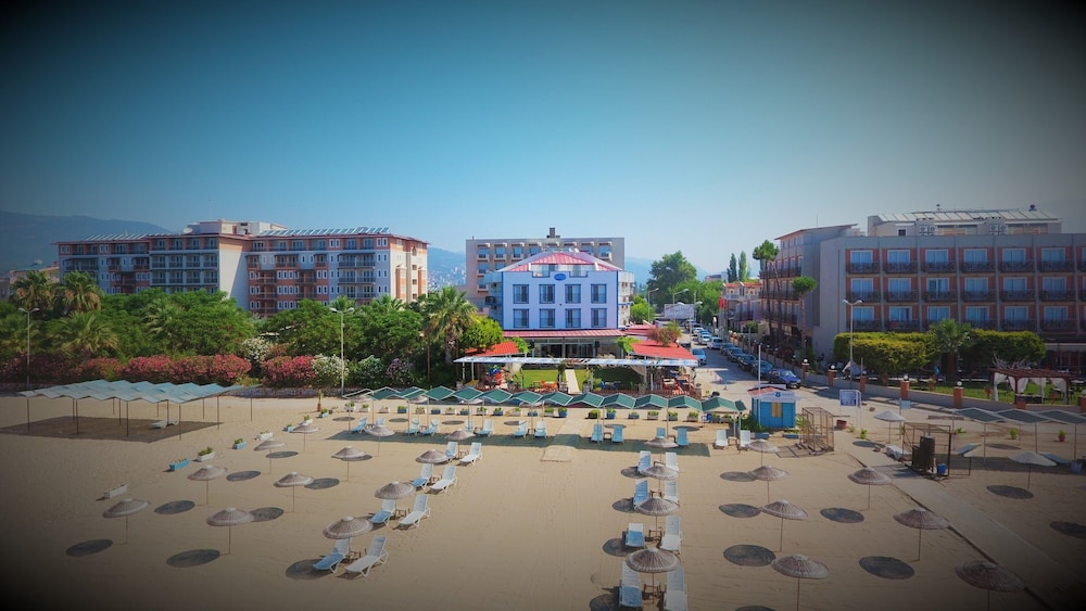 Gumuldur Mavi Deniz Hotel
