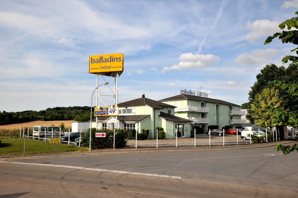 Hotel Initial Roissy Cdg / Saint-mard by Balladins