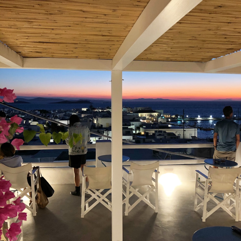 Lefteris Apartments