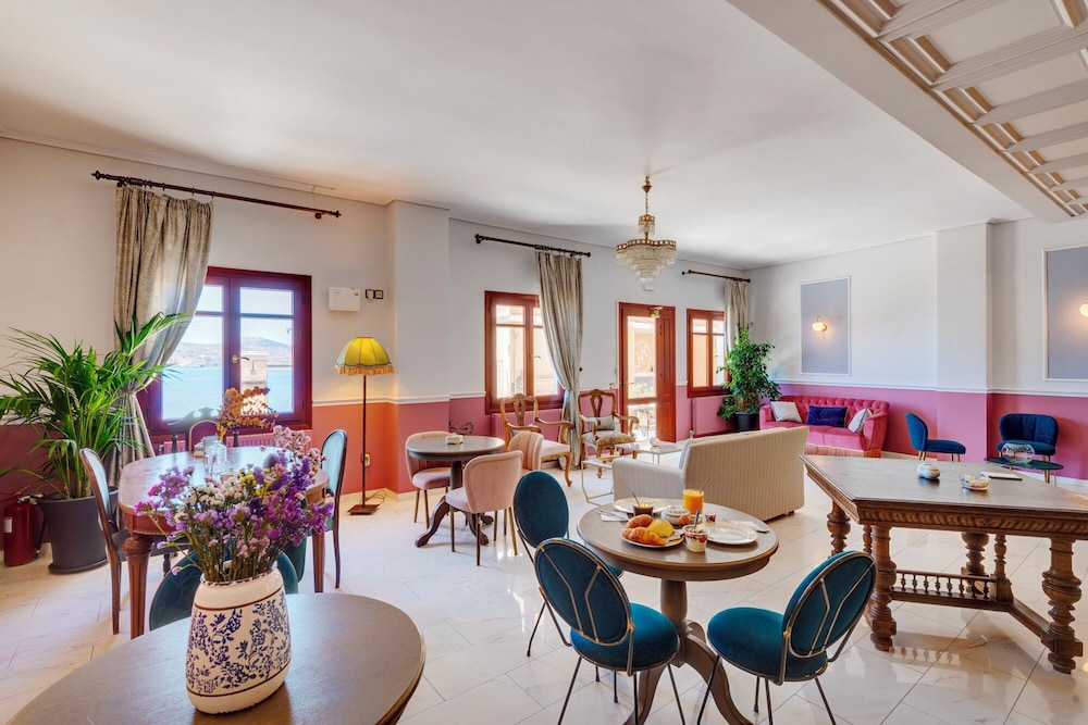 Electra Syros Boutique Hotel