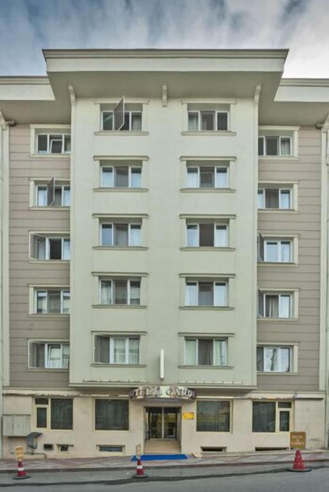 La Garden Hotel