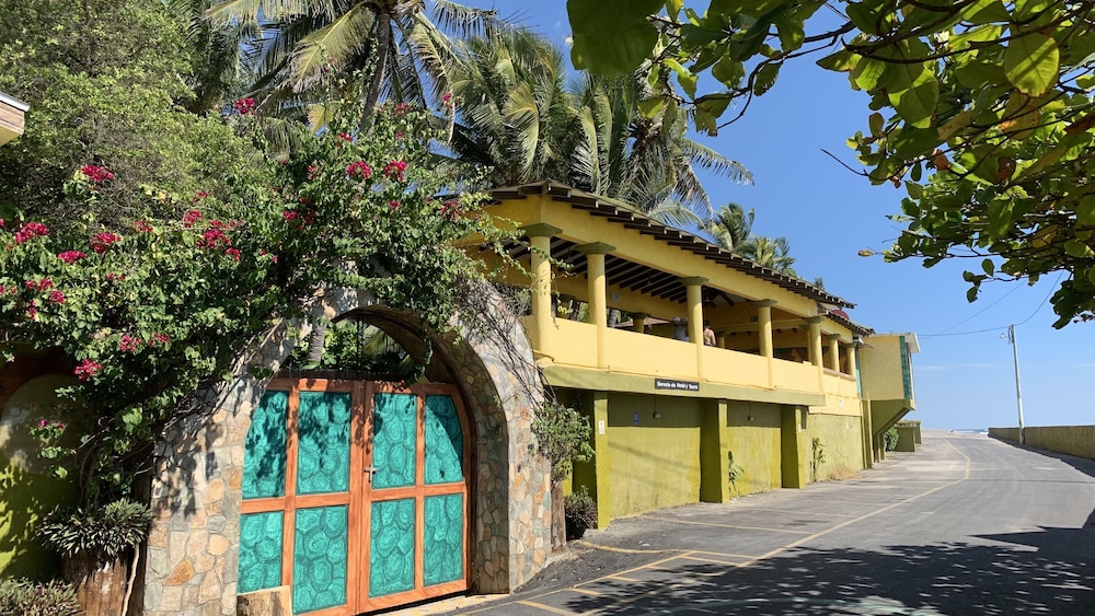 Hotel Rancho Estero Y Mar
