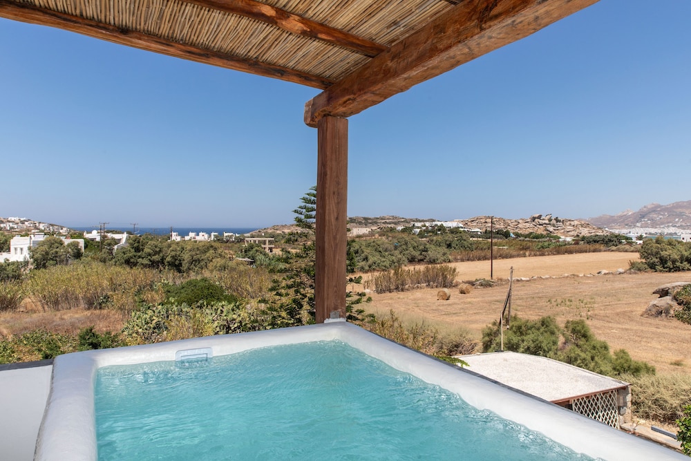 Thea Boutique Suites