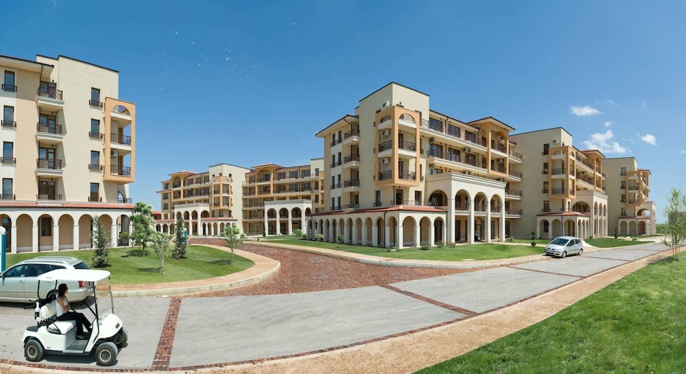 Holiday Villas & Apartments At Lighthouse Golf Resort & Spa