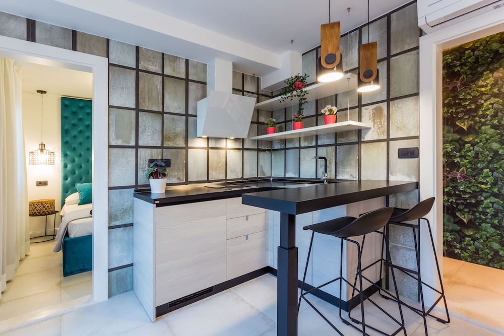 Apartments Capitis