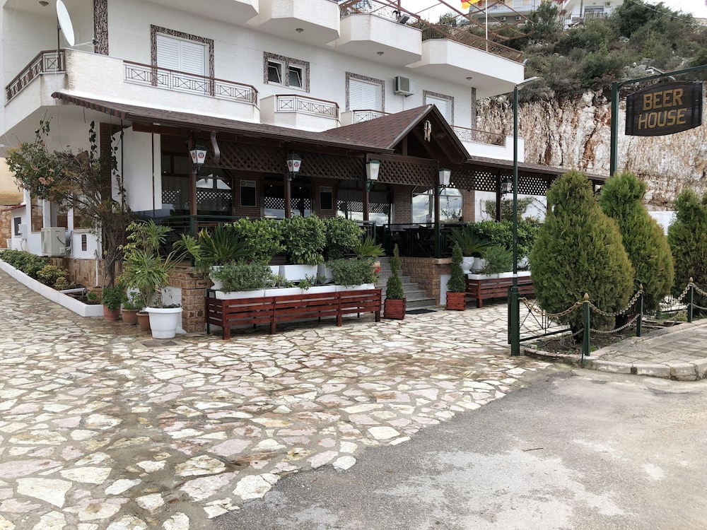 Beer House Hotel