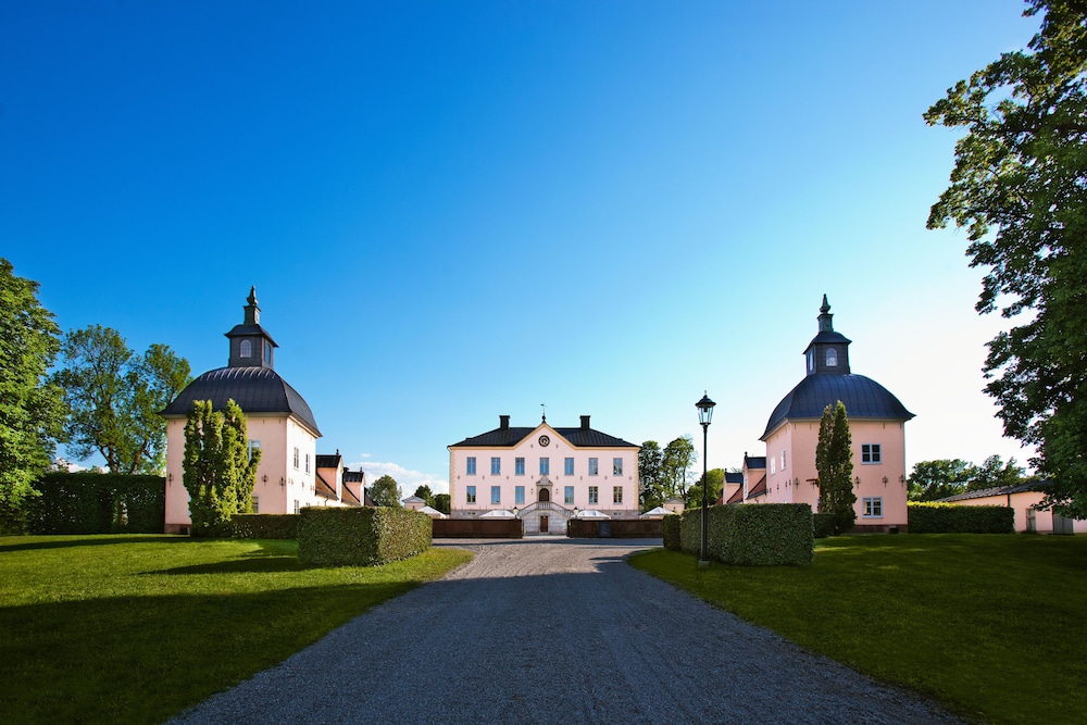 Hasselby Slott