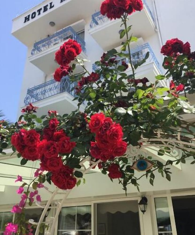 Melaike Hotel