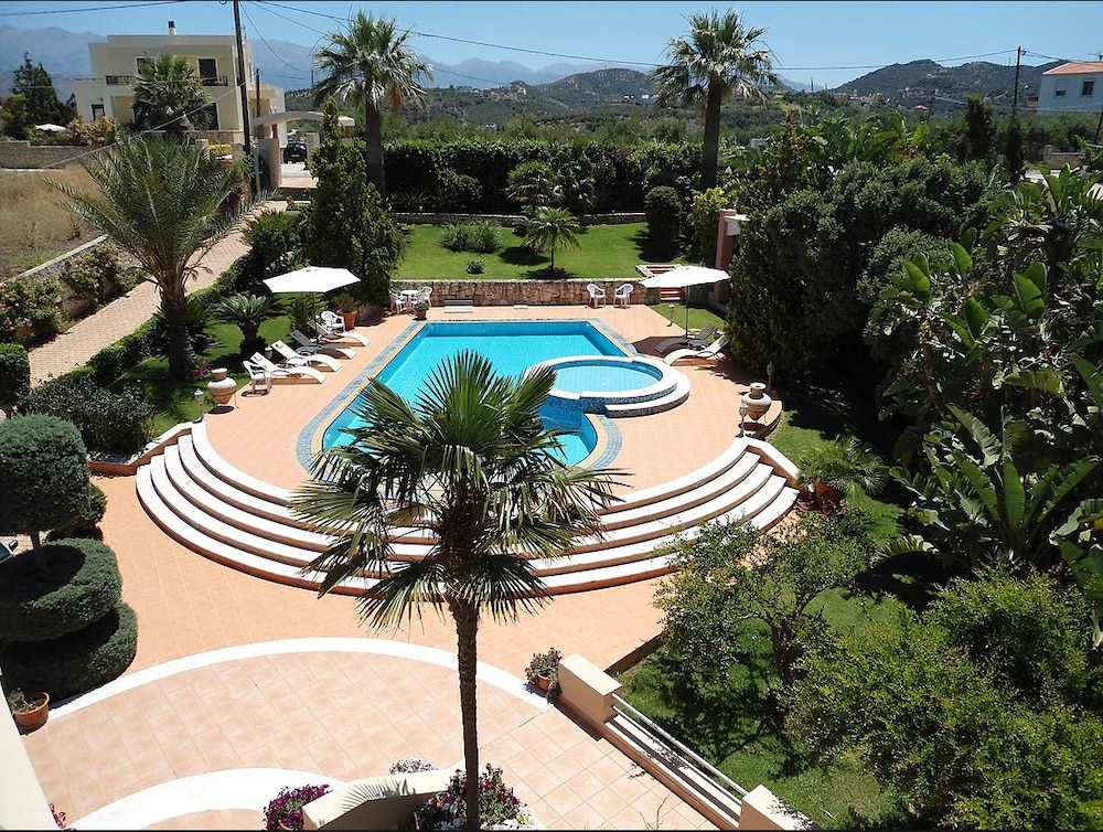 Villa Elina Luxury Residence