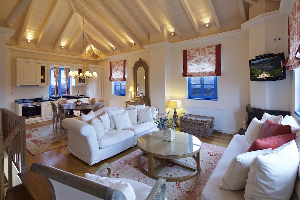 Zagori Suites
