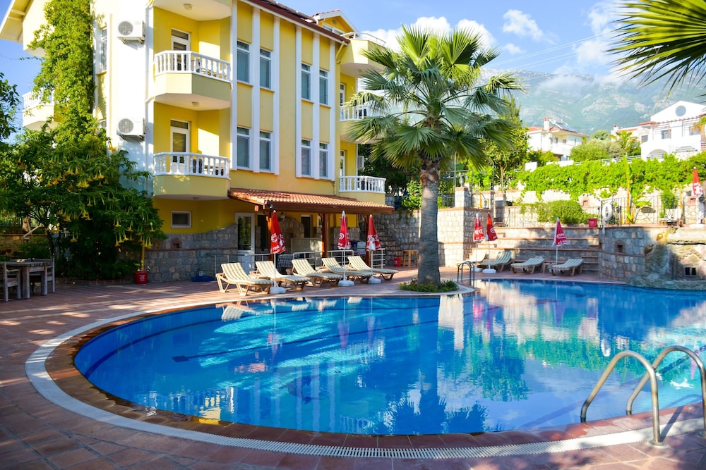 Mountain Valley Apartments & Villa's