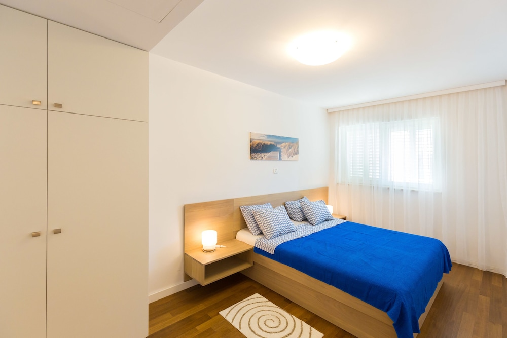 Antonio's Luxury Suites