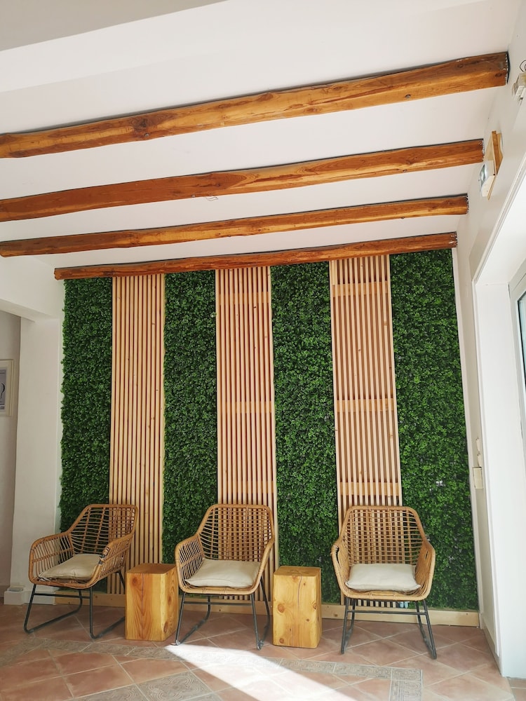 Marabou