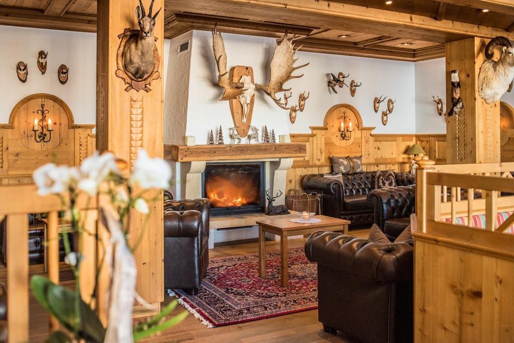 Hotel Almschlossl & Schrotteralm