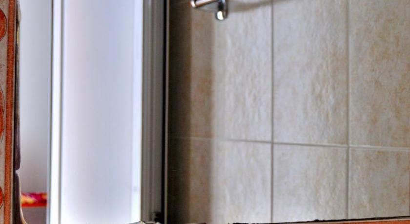 Cannon Studios & Rooms