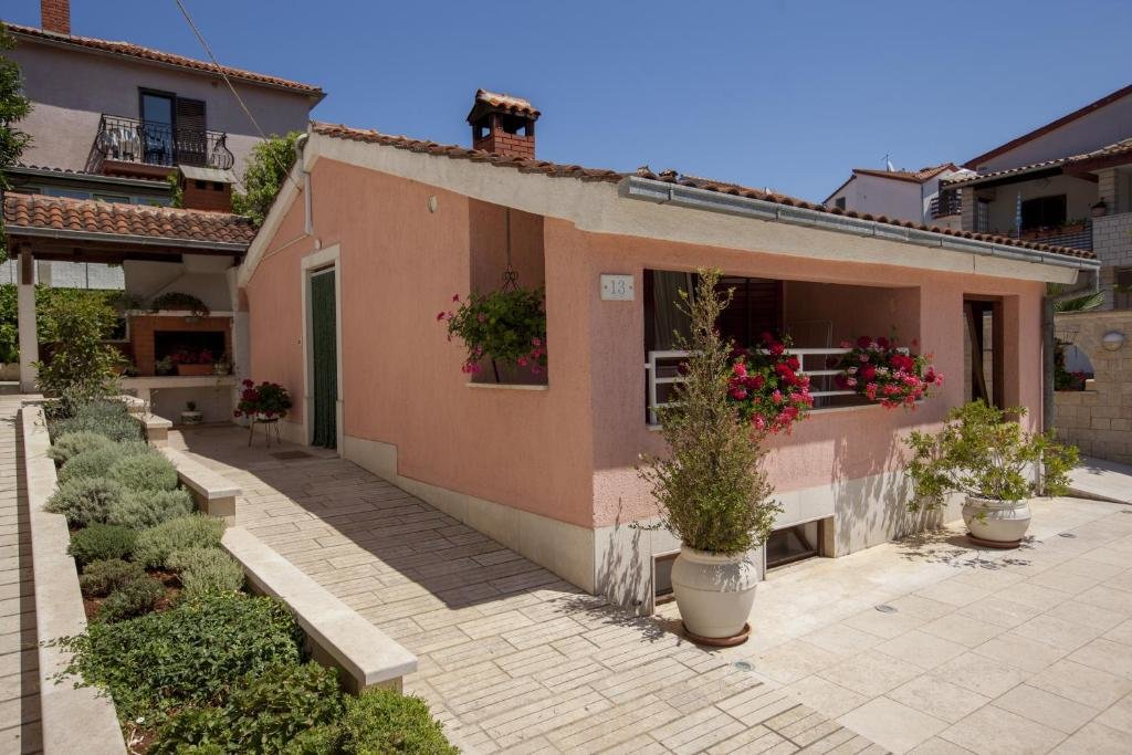 Apartments Villa Ban