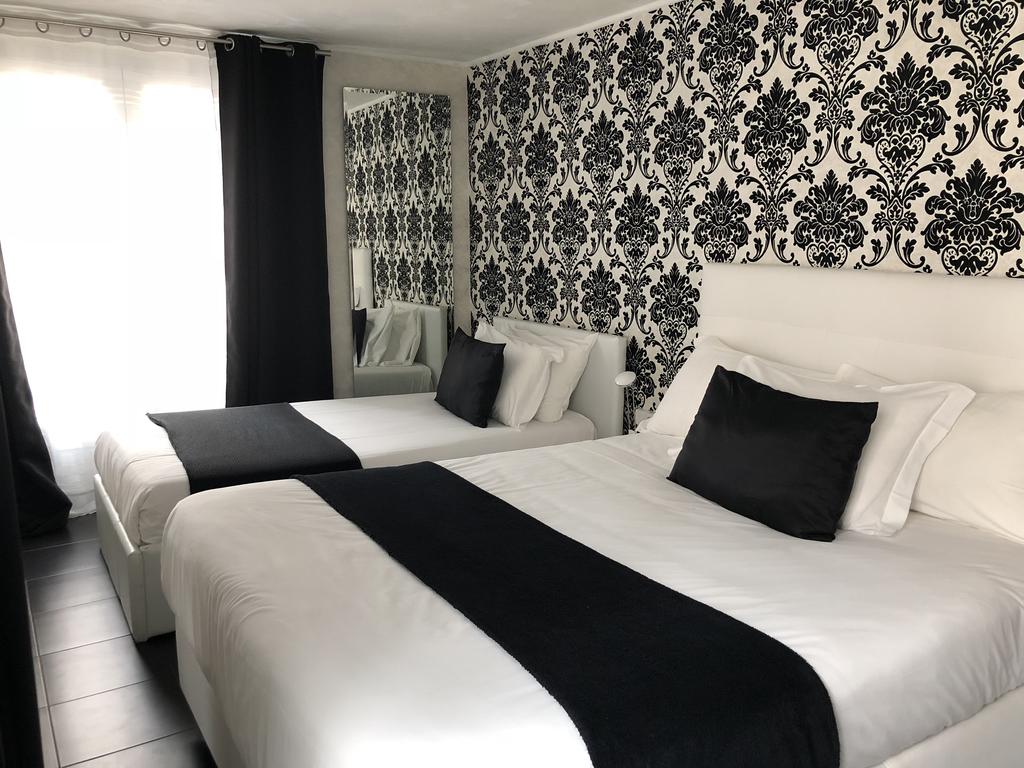 Hotel Des Congrès & Festivals