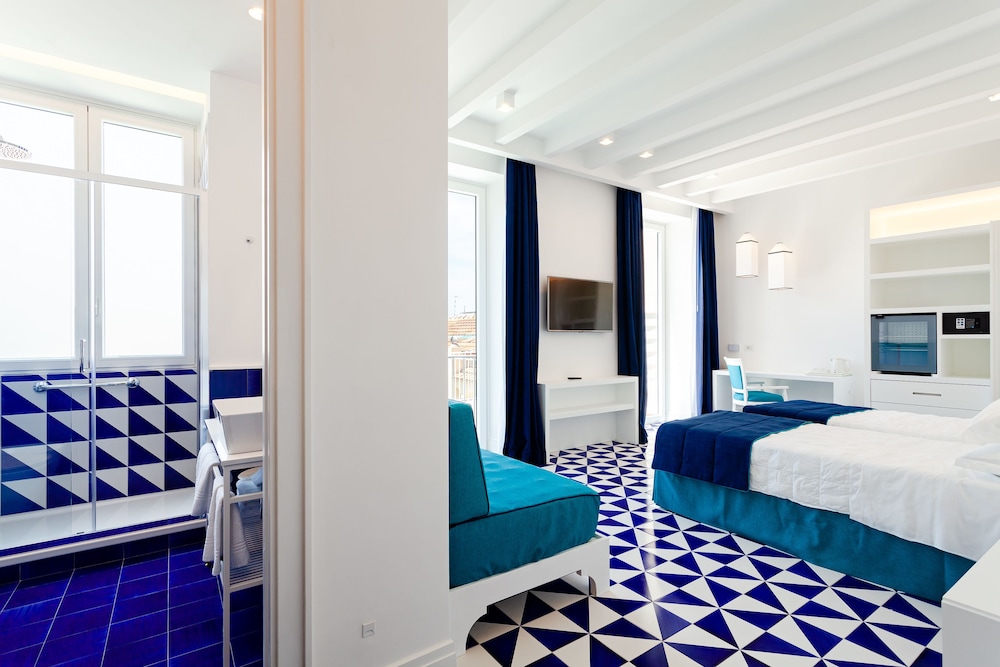 Maison Blu
