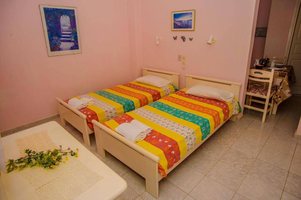 Galini Studios & Apartments