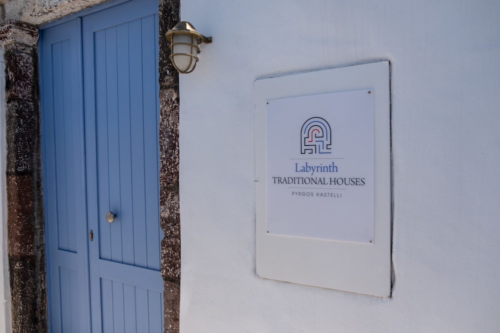 Labyrinth Traditional Houses