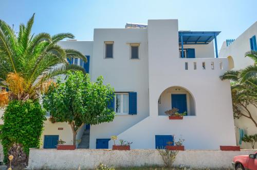 Polemis Studios & Apartments