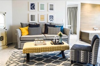 Baia Hotel Apartments